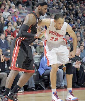 桑乔制造乌 桑乔制造乌