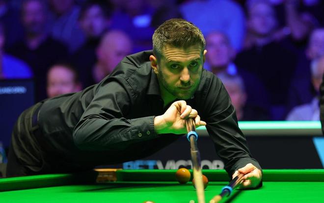 在激烈竞争 在激烈竞争