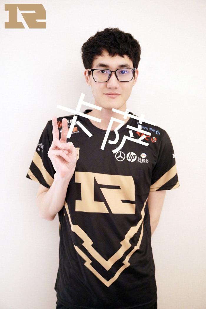 吸引了越来 吸引了越来